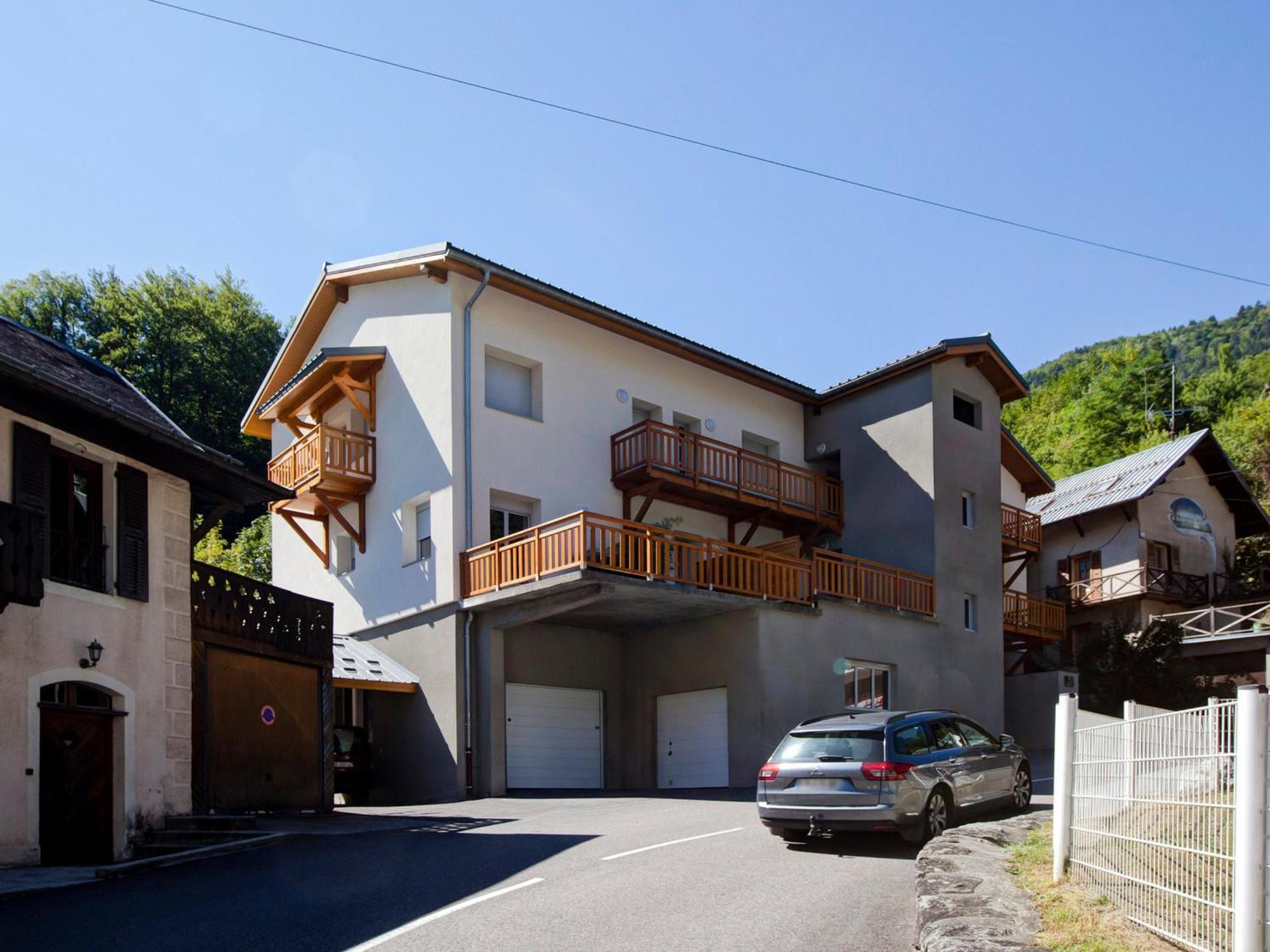 Appartement Neuf 2* Au Centre De Brides Avec Terrasse, Proche Telecabines Et Commerces - Fr-1-512-41 Eksteriør billede