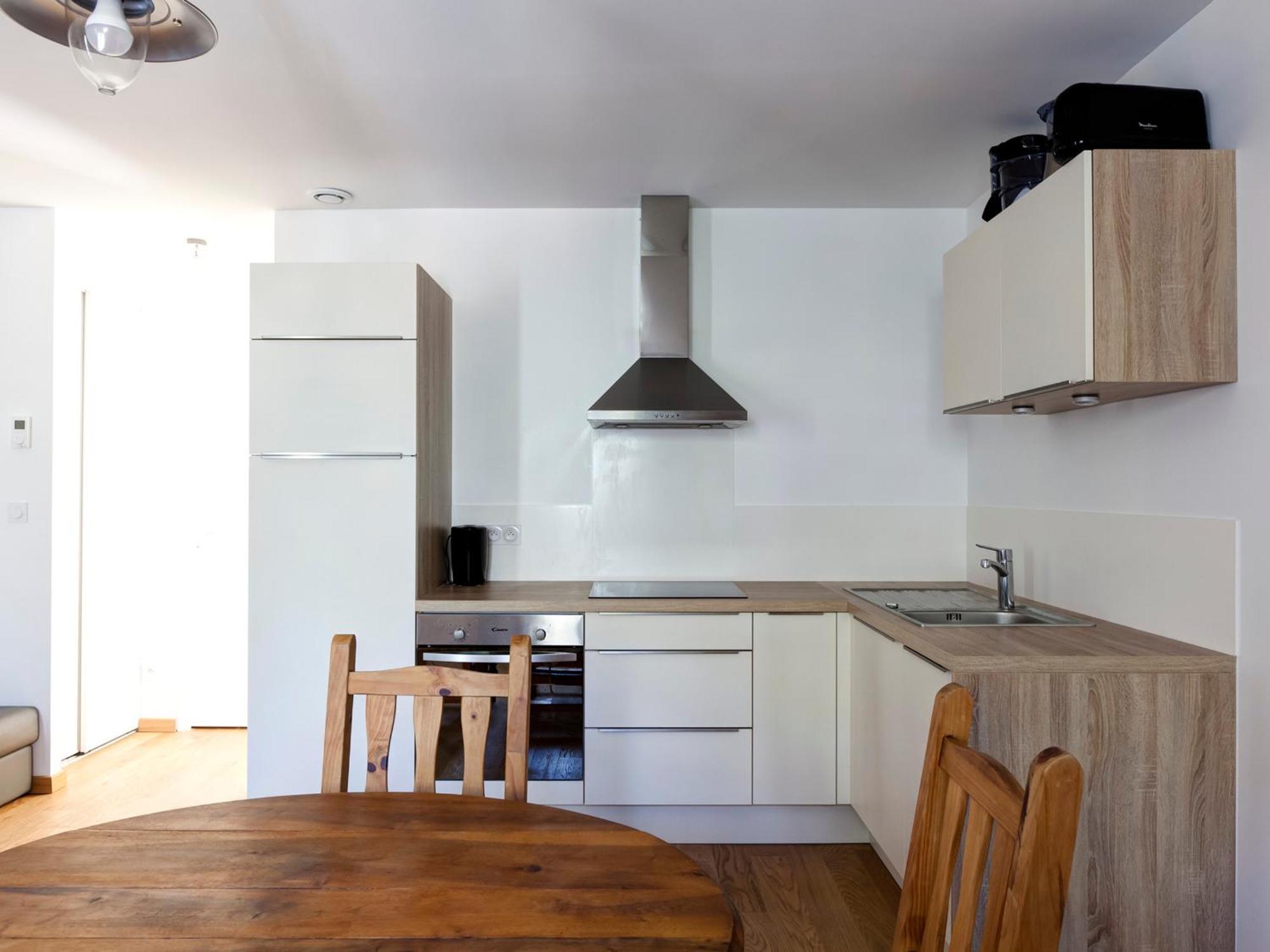 Appartement Neuf 2* Au Centre De Brides Avec Terrasse, Proche Telecabines Et Commerces - Fr-1-512-41 Eksteriør billede